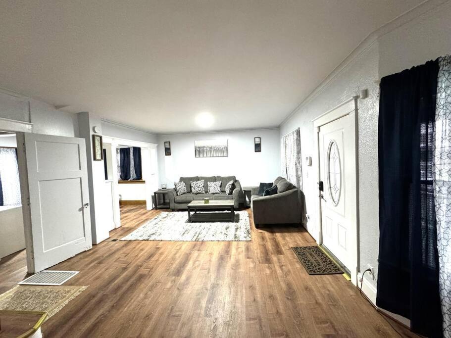 Getaway At Falls-3 Beds-Slips 6 Niagara Falls Bagian luar foto